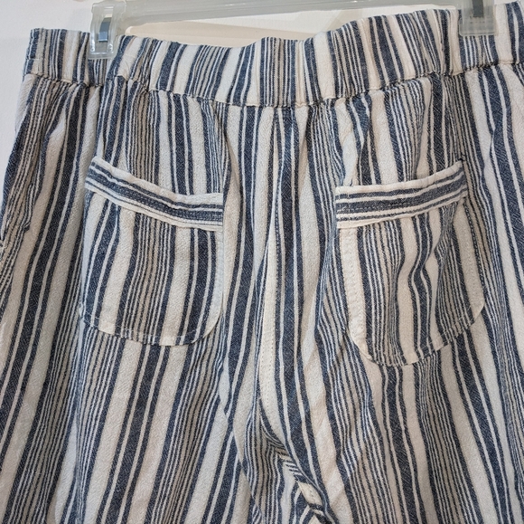 We Build Custom Foot Stools! - Picture 7 of 16